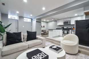 3029 North Oakley Avenue - Photo 1 of 1