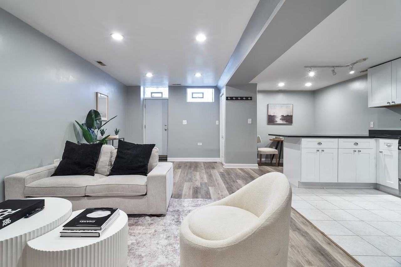 3018 N Clybourn Ave #1359760P - Photo 2 of 19