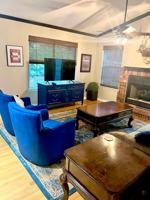 featured image of 1072 North Valley View Drive