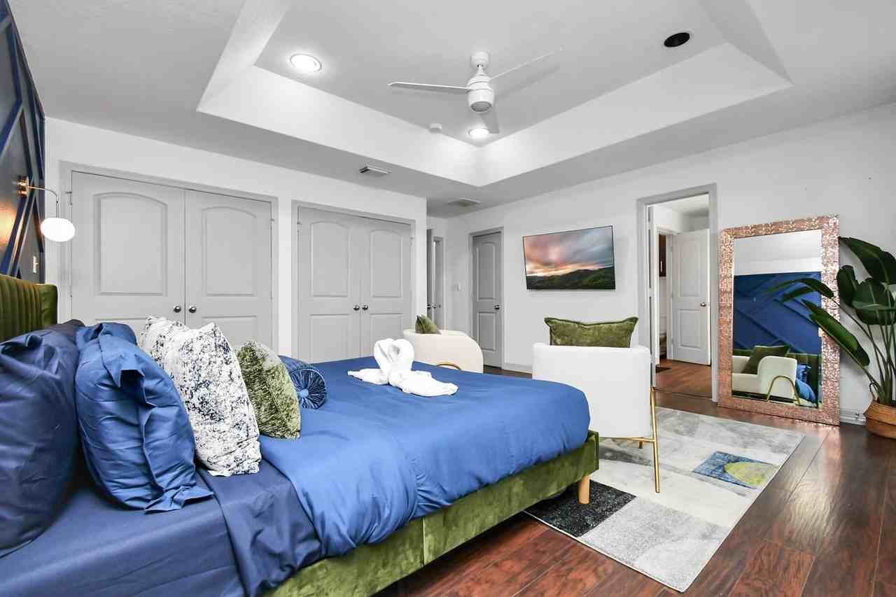 2905 Baer St #1047953P - Photo 6 of 33