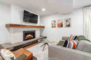 featured image of 4375 Fernbrook Dr