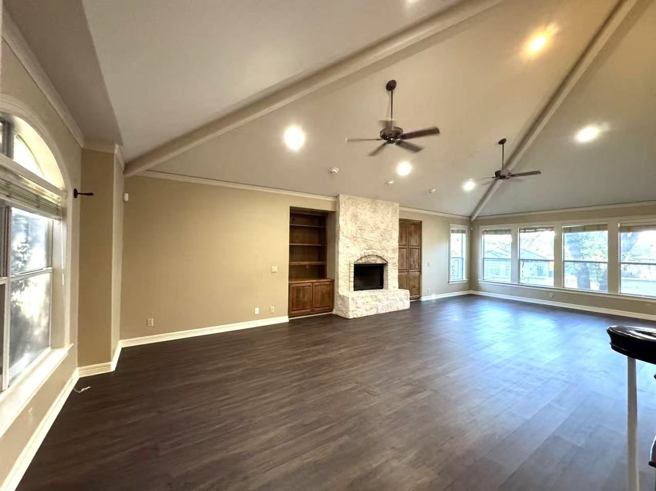 7 Monarch Oaks Drive - Photo 4 of 19