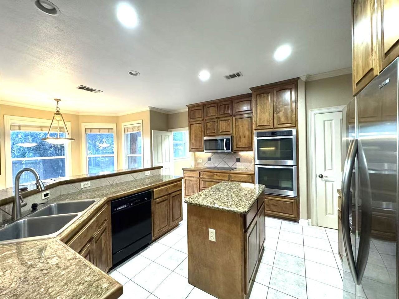 7 Monarch Oaks Drive - Photo 6 of 19