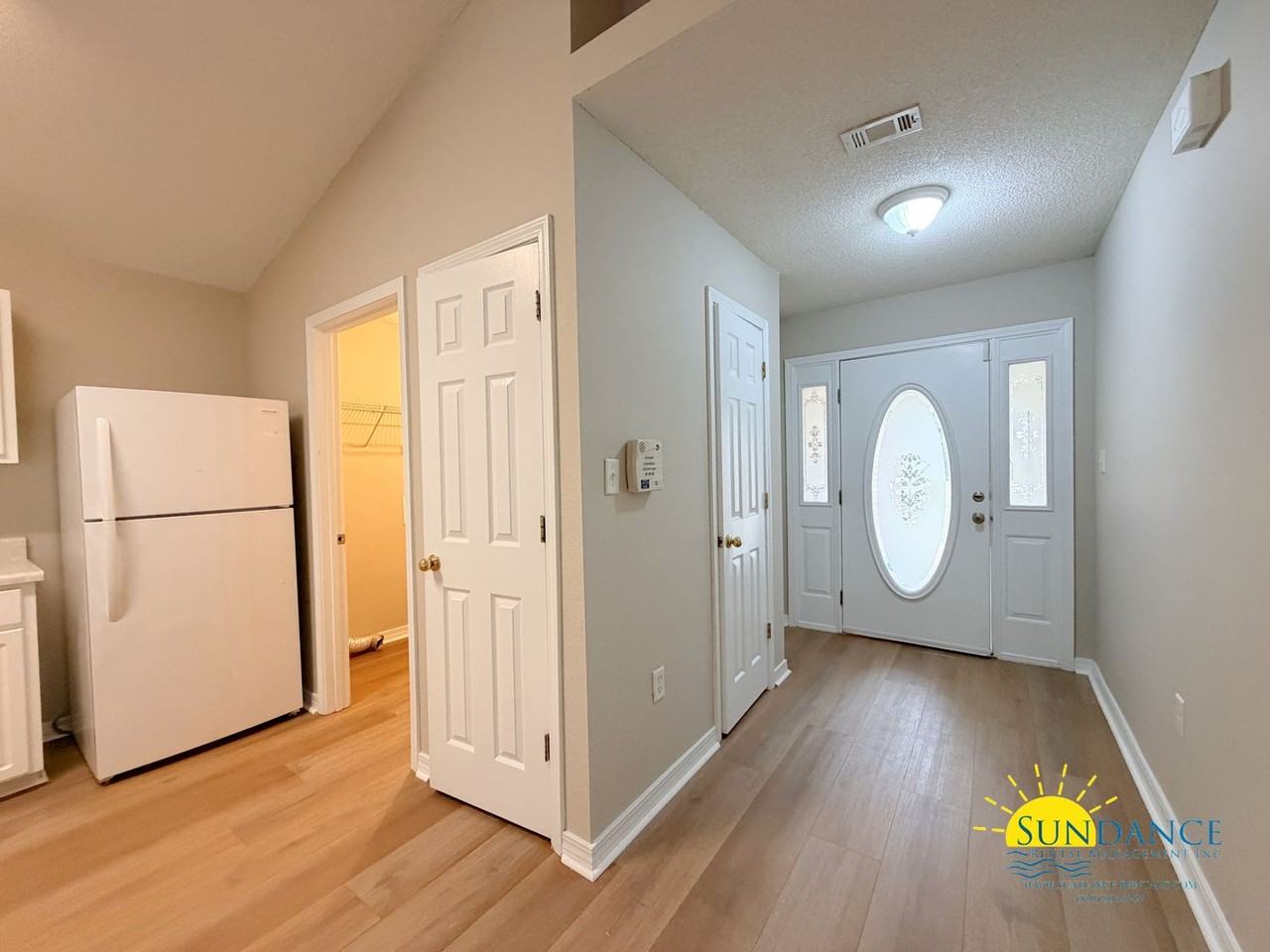 933 Lajolla Ln - Photo 2 of 21