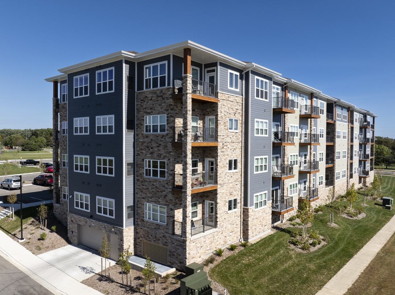 Colorado Commons - Photo 2 of 16