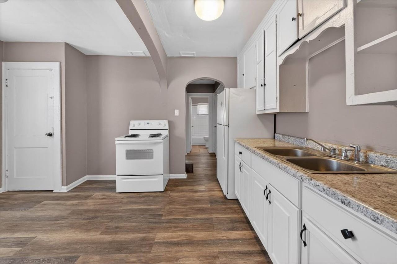 2349 2349 - 2351 North LaSalle Street - 2351 North LaSalle Street - Photo 4 of 10