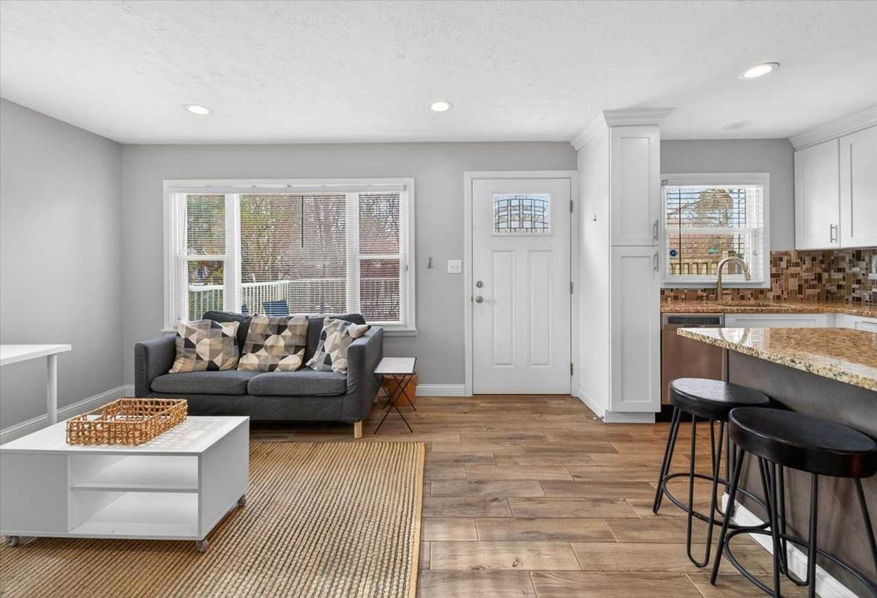 2113 Pamela Drive #B - Photo 7 of 14