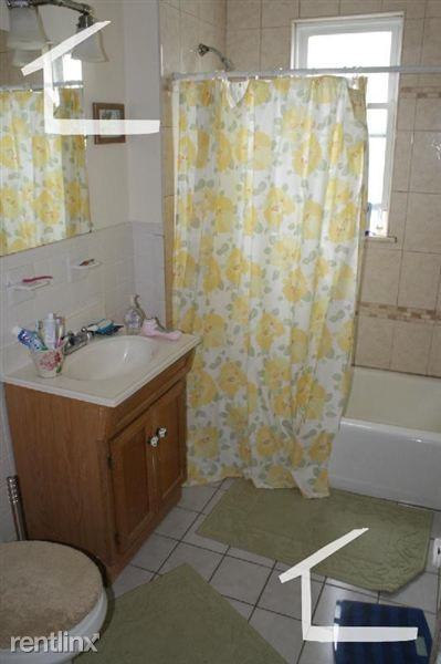 41 Easton St - Photo 3 of 10