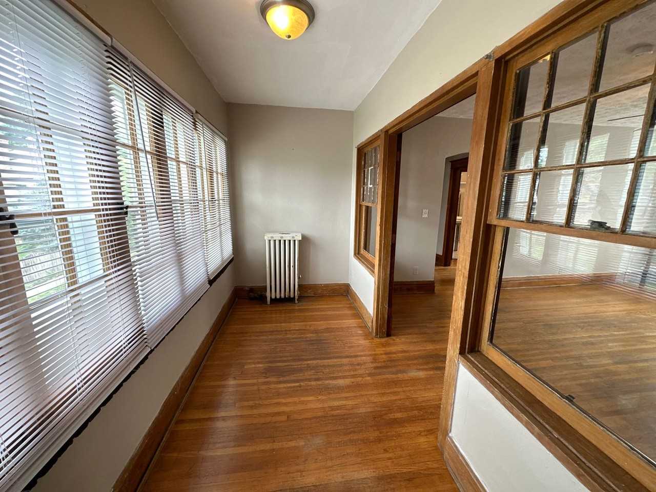 Waldeck Ave 2196-2200 WR - Photo 5 of 18