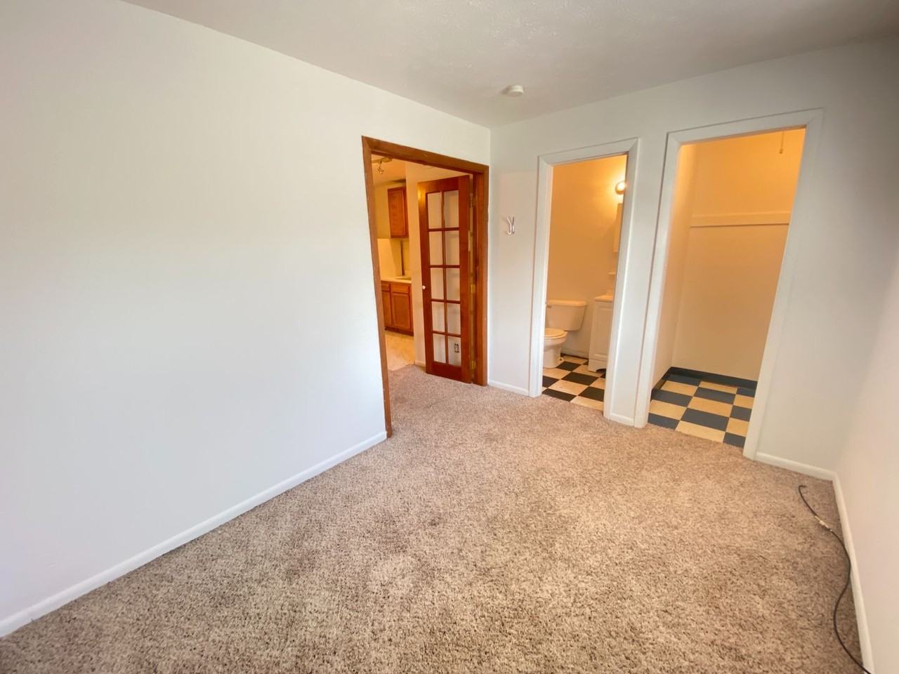 W Oakland Ave 42-50 WOR - Photo 6 of 50