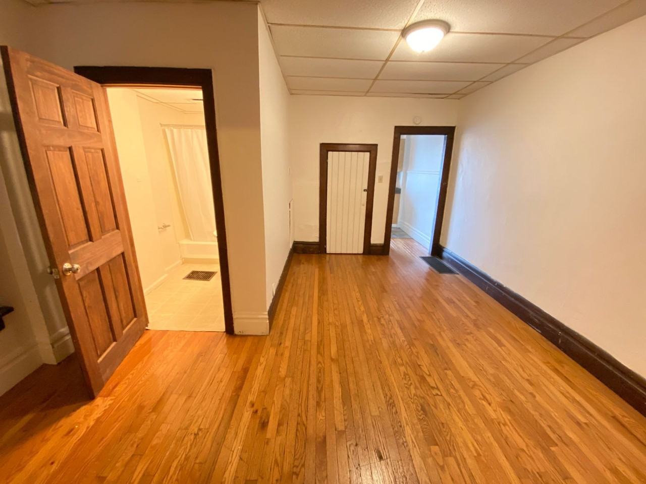 Chittenden  Ave 105 RRR - Photo 4 of 28