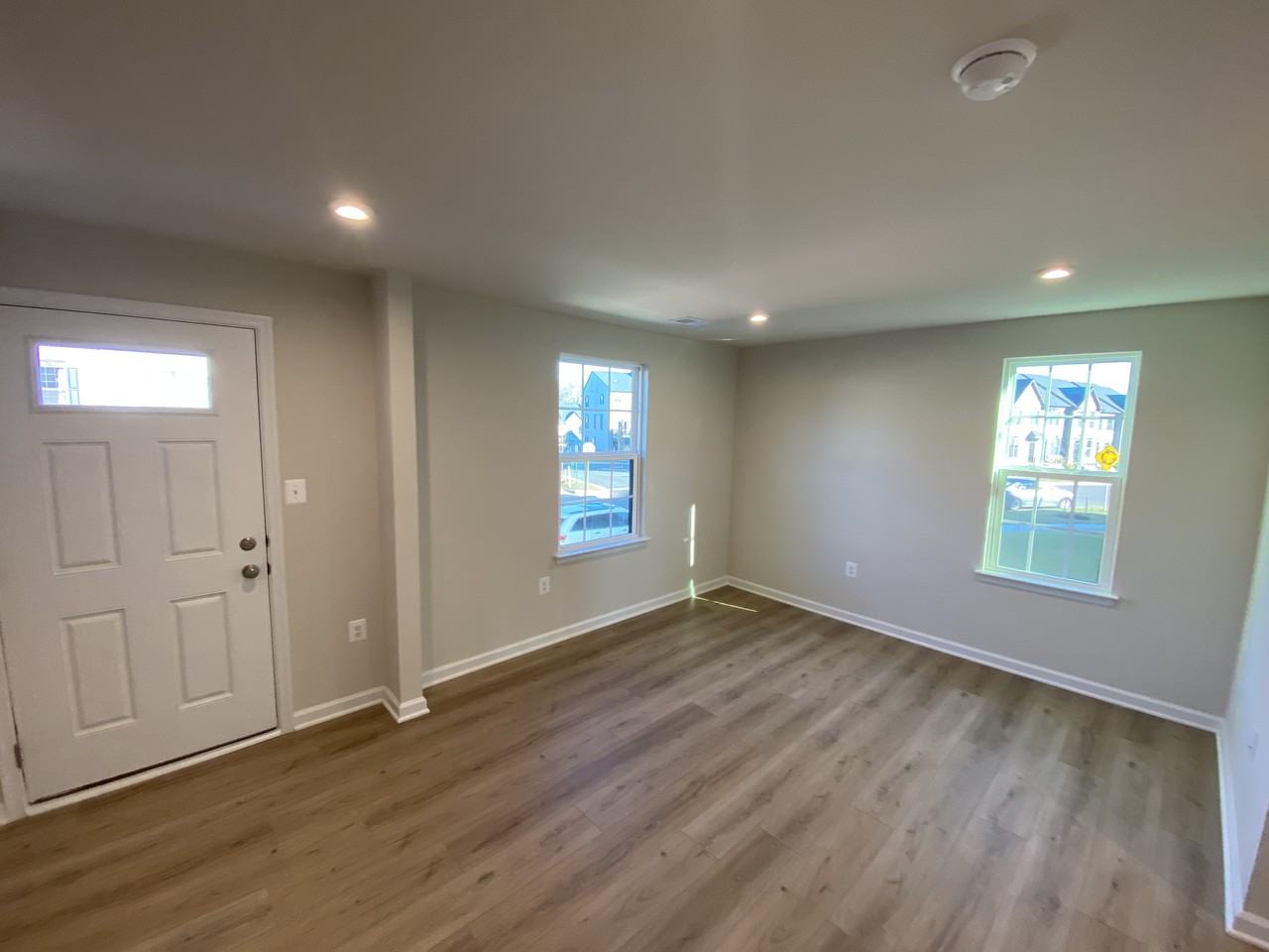 1100 Rampart Drive - Photo 3 of 42