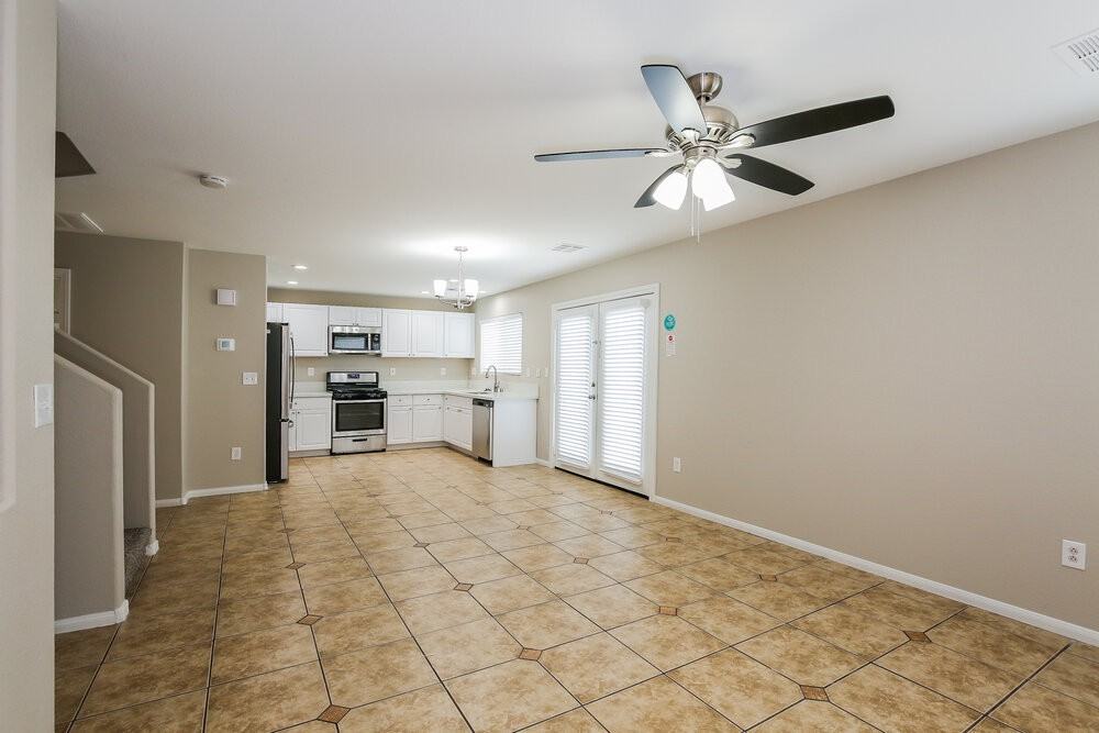 2325 Cockatiel Dr - Photo 6 of 17