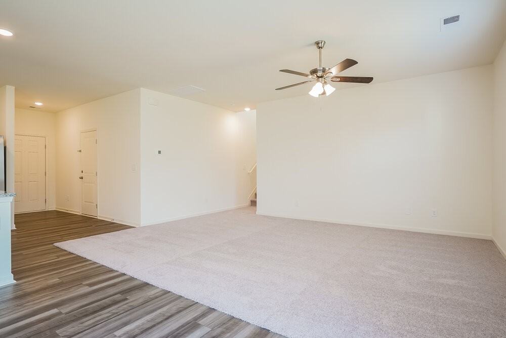 216 Babbling Brook Dr - Photo 4 of 17