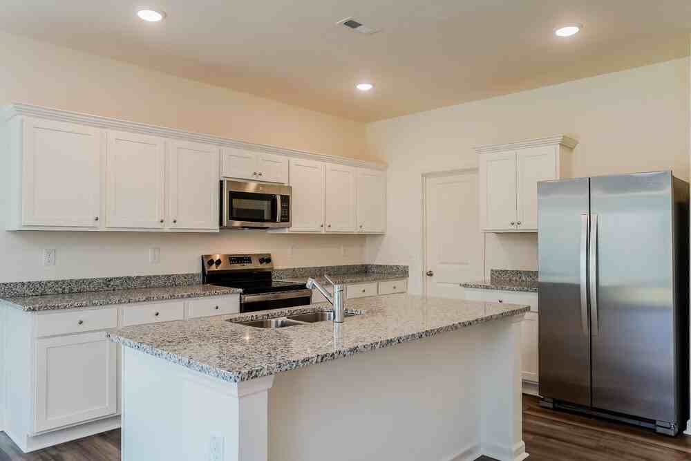 216 Babbling Brook Dr - Photo 7 of 17