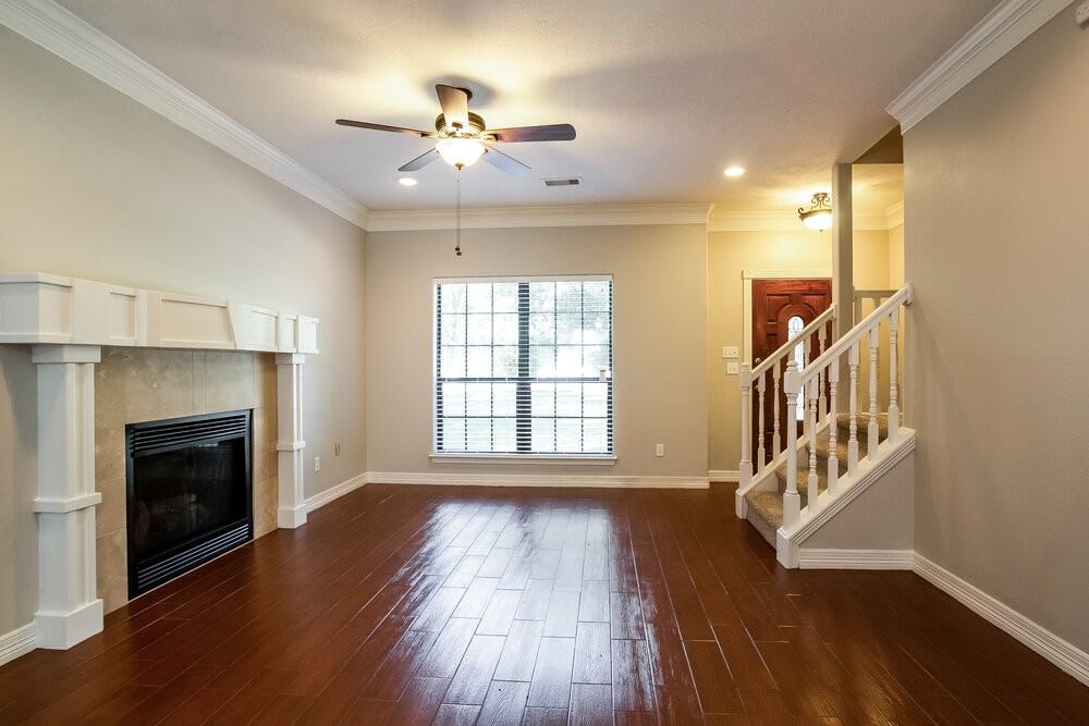 612 Spruce Dr - Photo 3 of 14