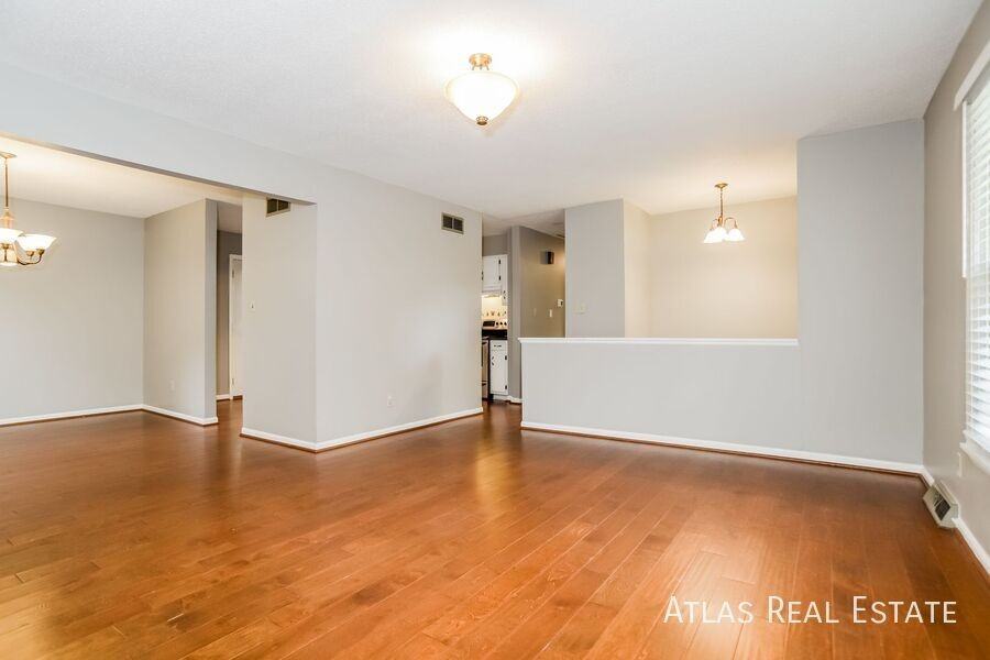 2312 Ne 72nd Ter - Photo 5 of 18