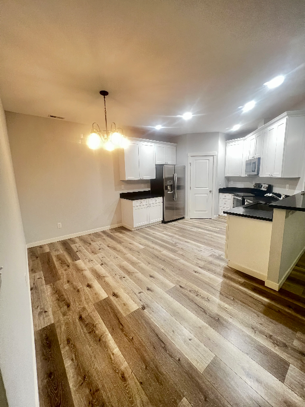 531 Sunset Avenue #A - Photo 5 of 15