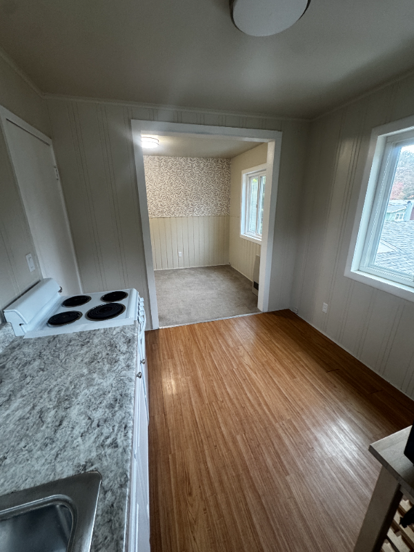 88 Cascade Dr - Photo 3 of 7