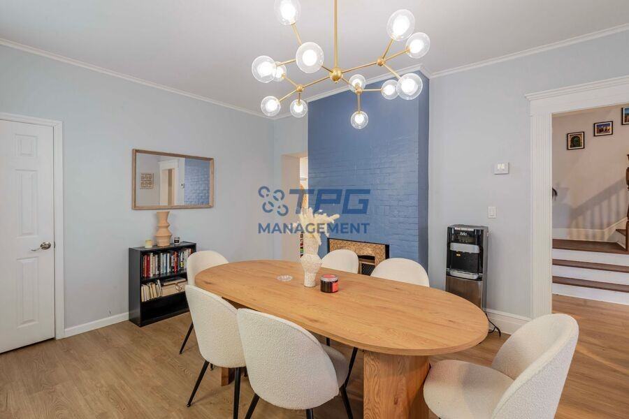 211 Park Ave - Photo 5 of 19