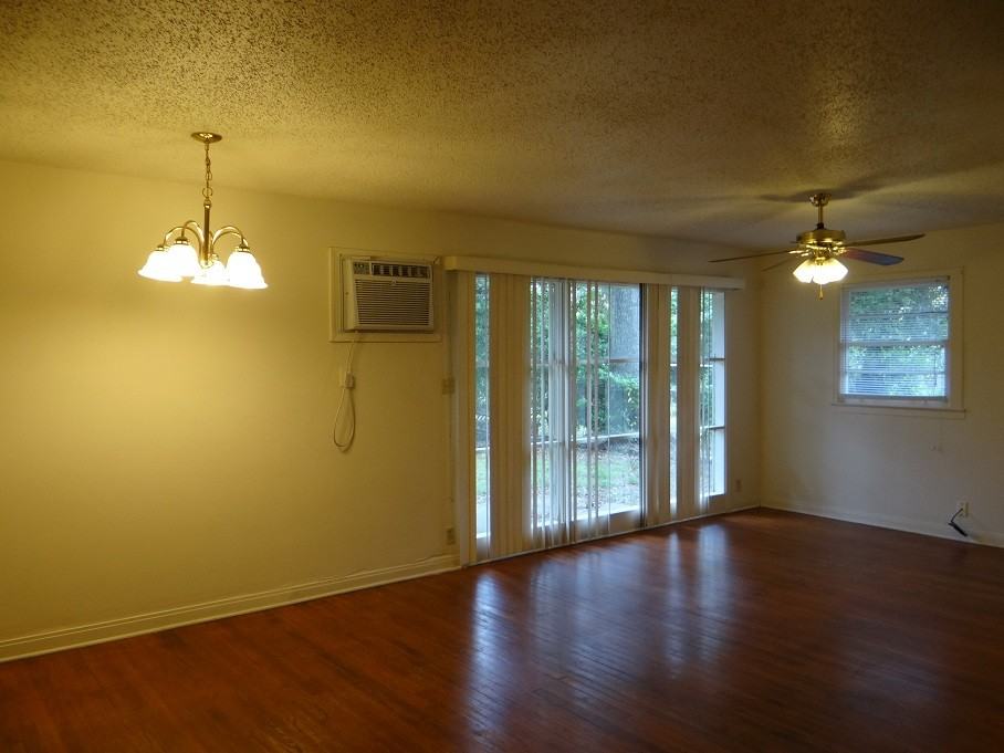 5460 Landry Ln - Photo 2 of 11