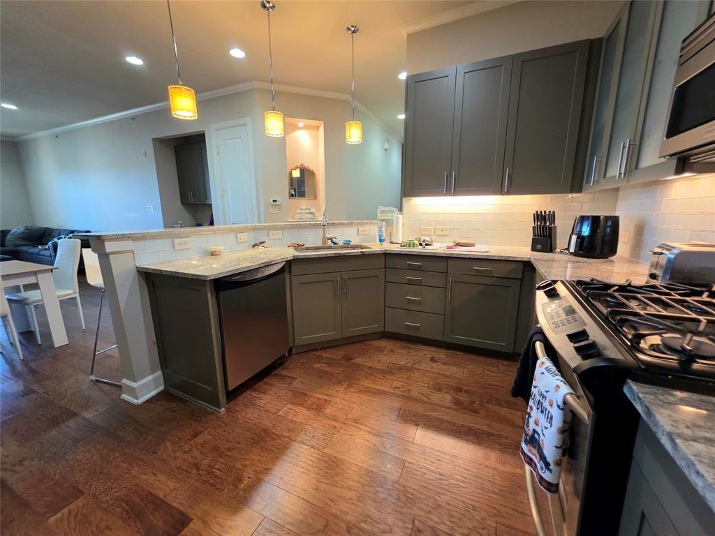 2800 Sandage Ave #2800-206 - Photo 3 of 34