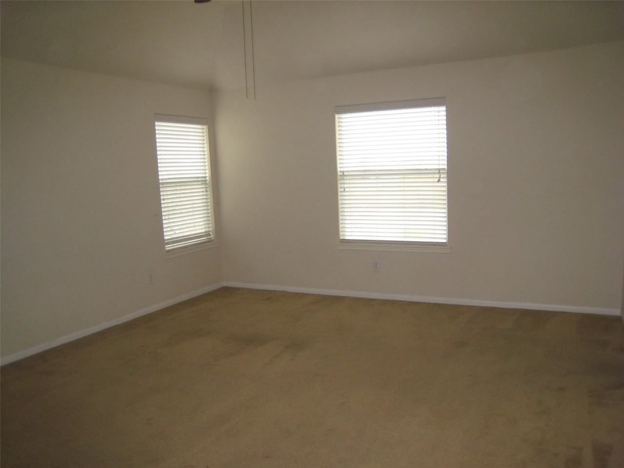 7822 Winding Creek Vw #7822 - Photo 4 of 9