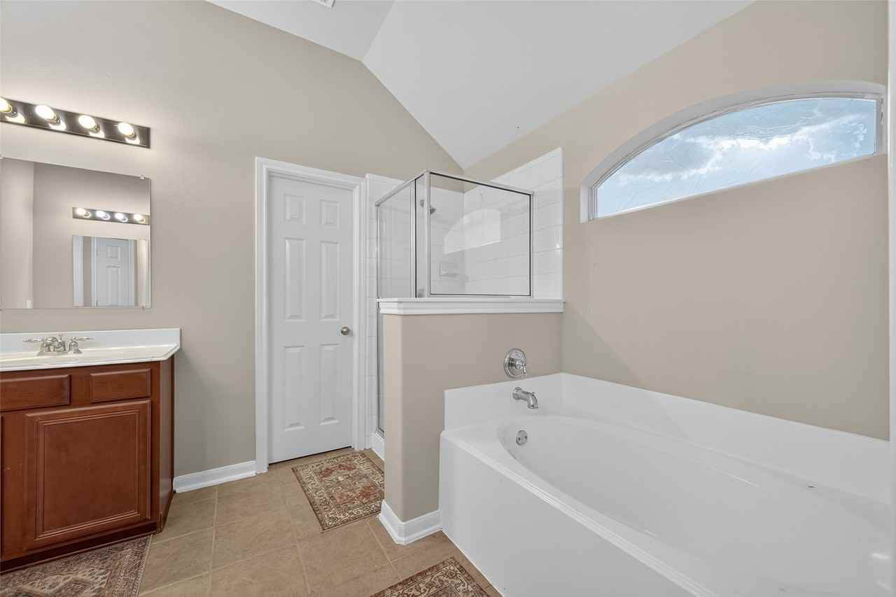 12731 Heather Landing Ln #12731 - Photo 7 of 36