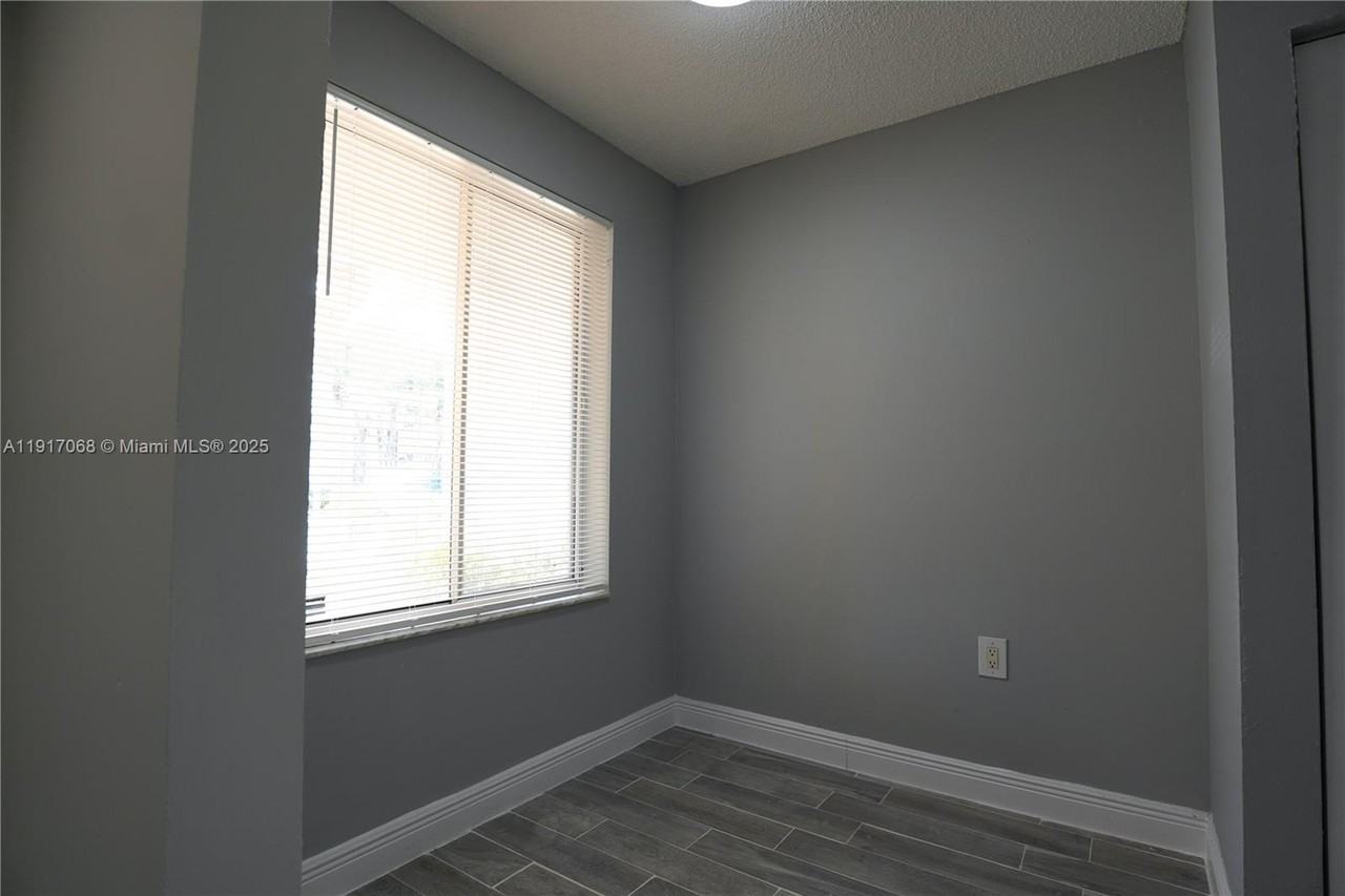 14104 Glenmoor Drive - Photo 3 of 19