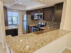 285 Mission Trail West #285I - Photo 1 of 1