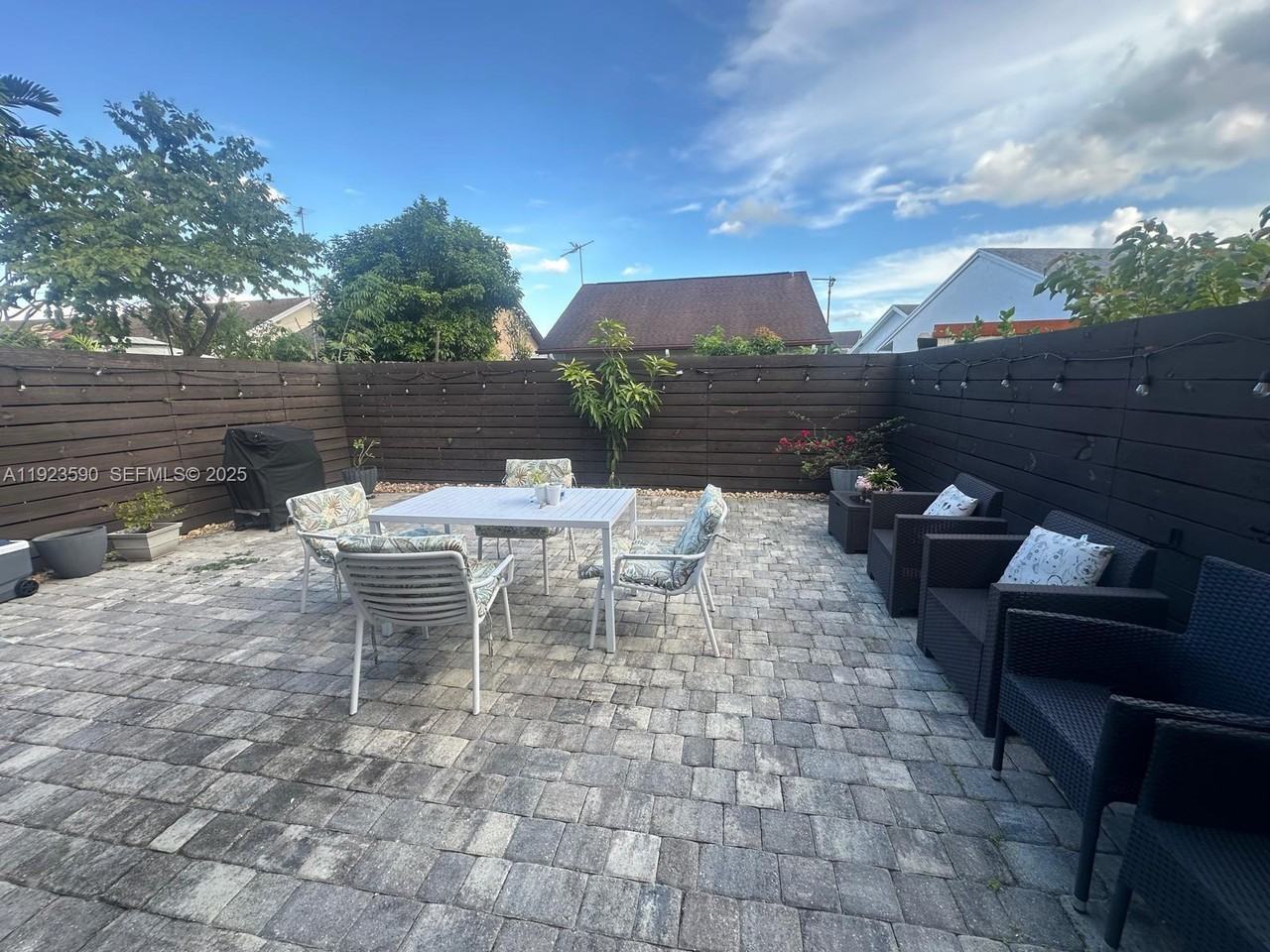 7119 Southwest 105th Court #7119 - Photo 3 of 19