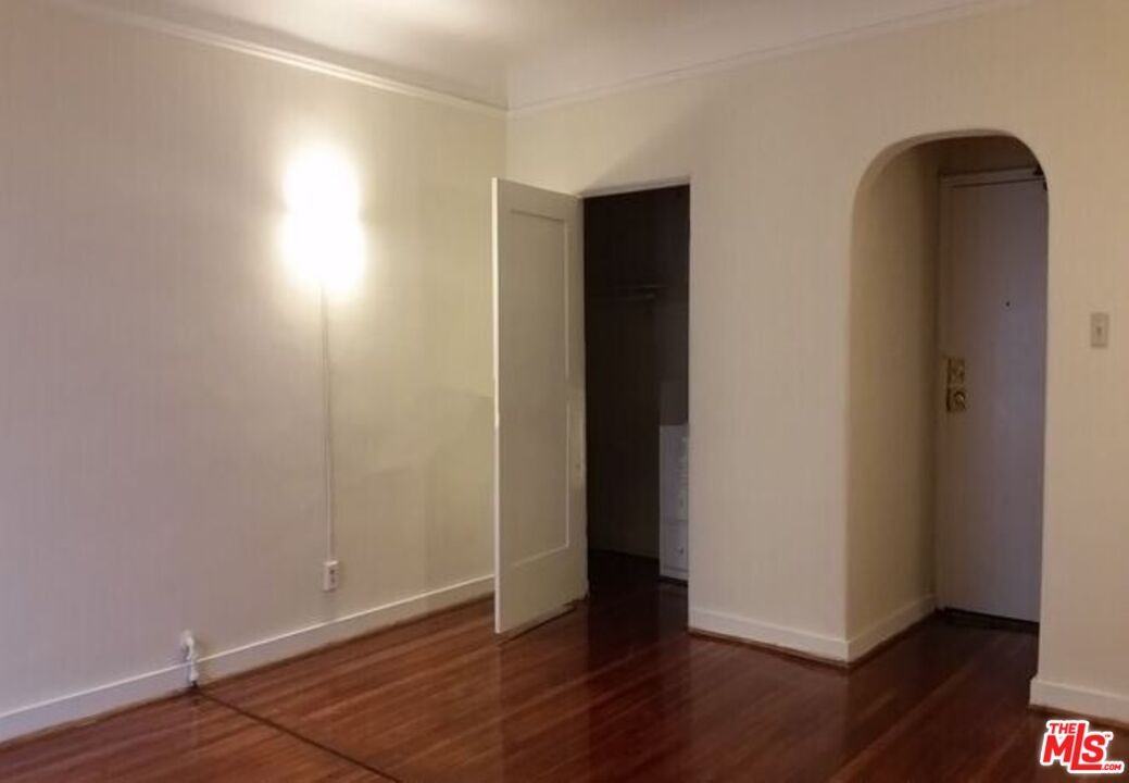 665 South Cochran Avenue #665-104 - Photo 4 of 8