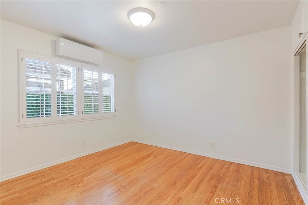 1305 Glenoaks Boulevard #1305D - Photo 2 of 27