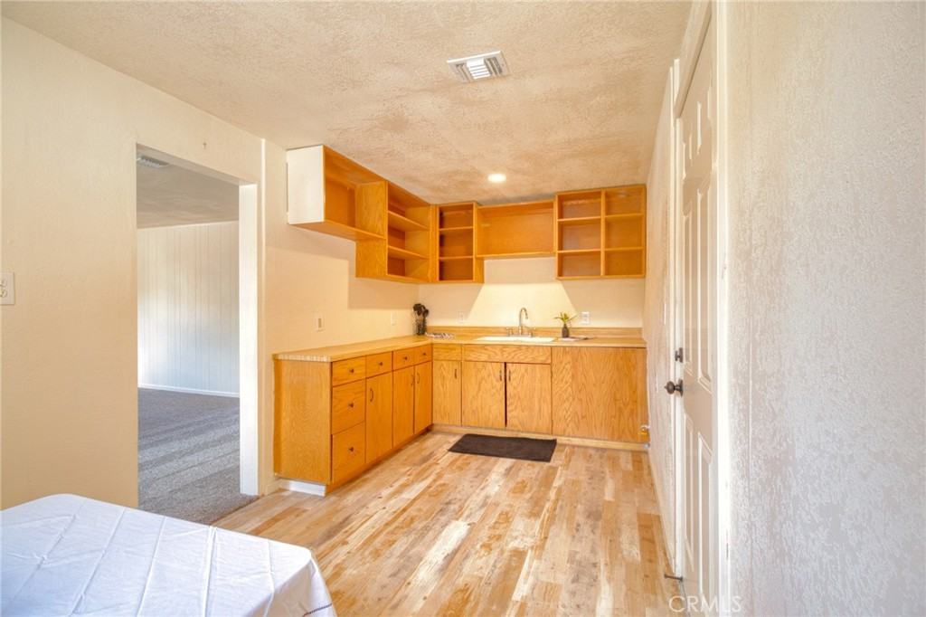 1131 Apple Ave #1131 - Photo 6 of 50