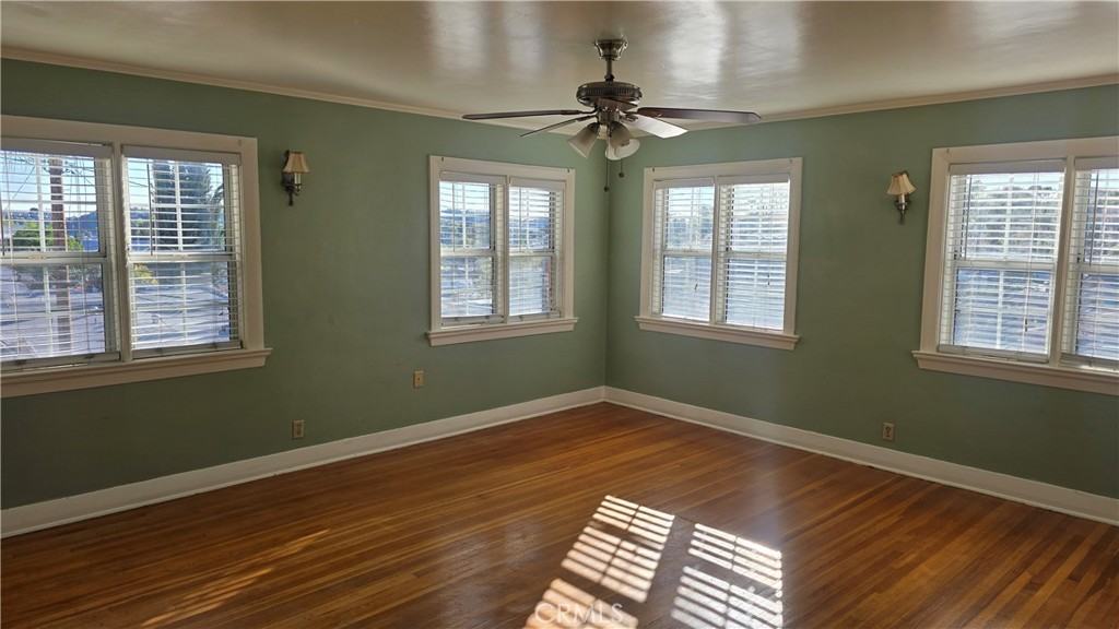 6179 Oak Crest Way #6179 - Photo 3 of 5