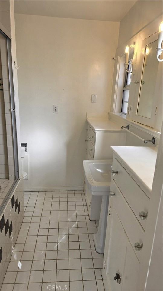 6179 Oak Crest Way #6179 - Photo 4 of 5