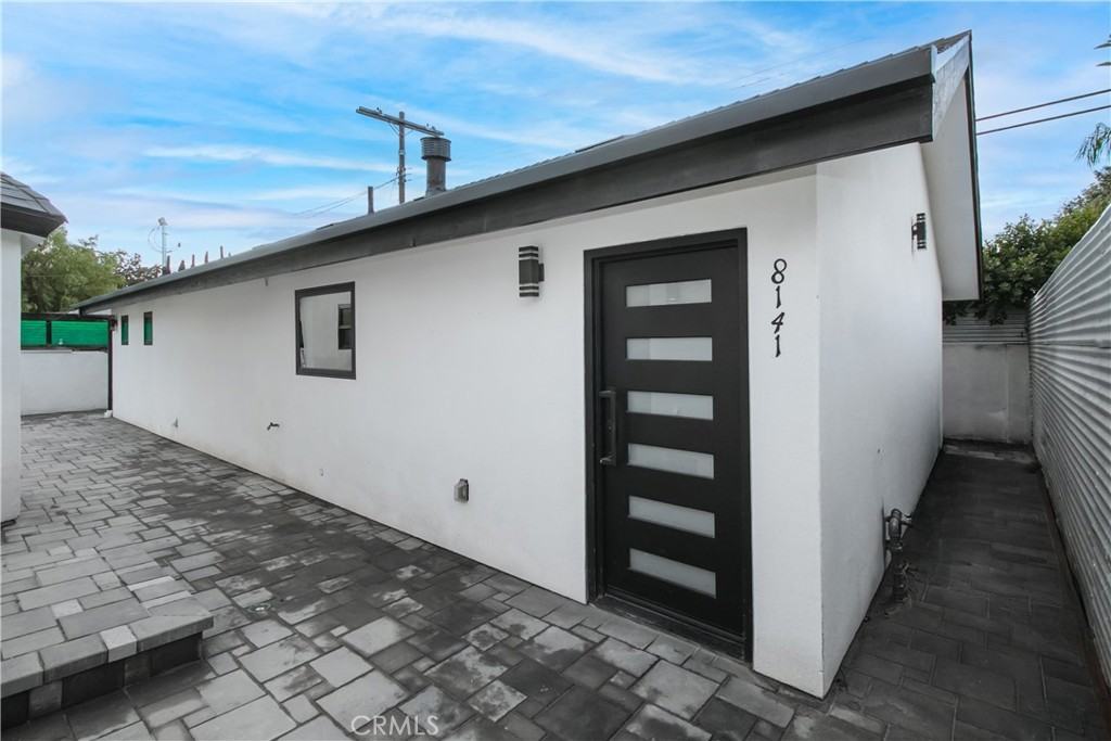 8141 Hazeltine Ave #8141 - Photo 5 of 10