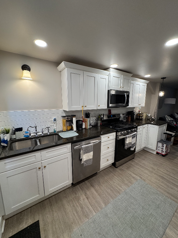 915 Union St - Photo 2 of 15