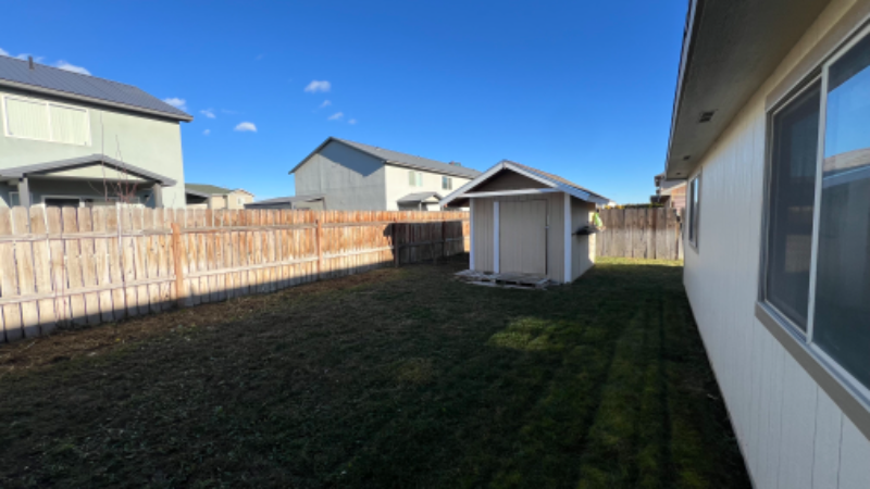 421 E Street Northeast - Photo 3 of 19