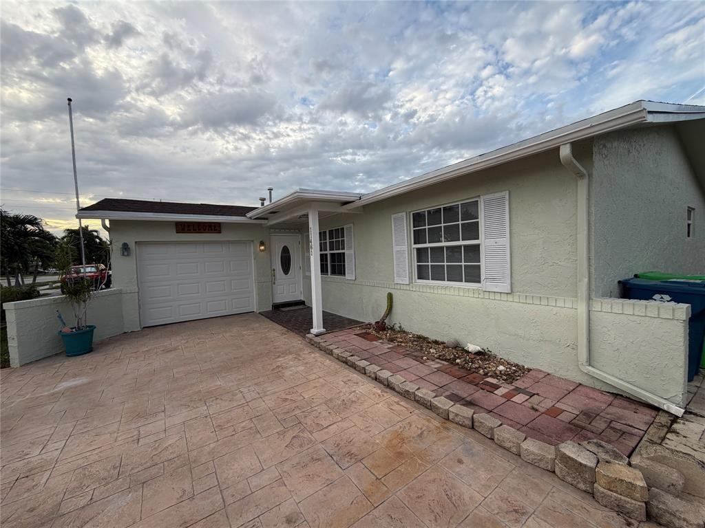 11461 Northwest 31st Place #11461 - Photo 3 of 26