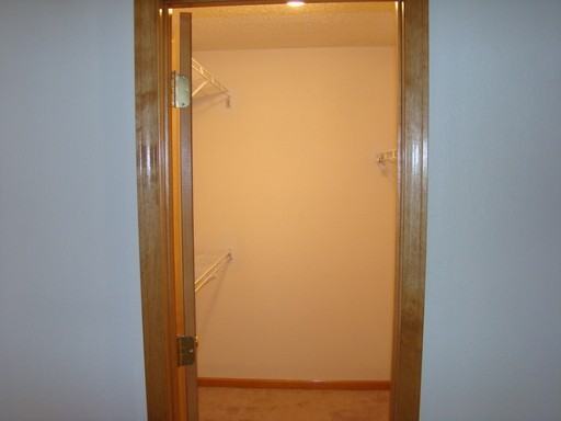 802 Council St - Photo 3 of 4