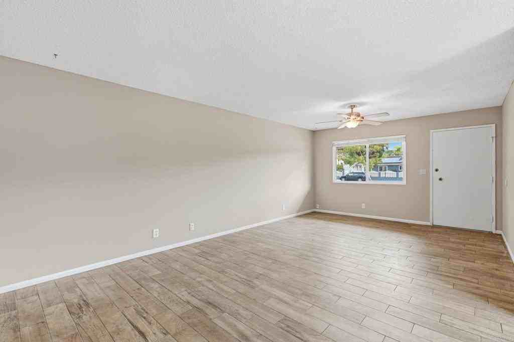 2825 College Boulevard #2825 - Photo 2 of 27