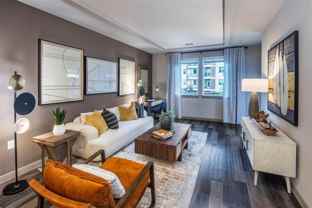 880 Lake Carolyn Parkway - Photo 1 of 1