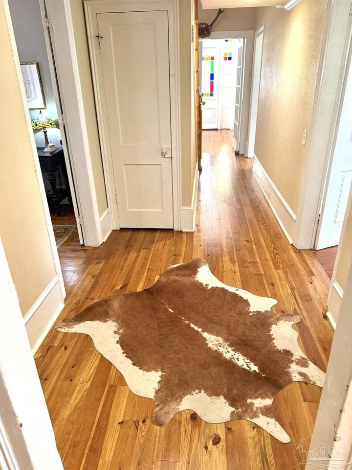 6855 Pine Street #6855