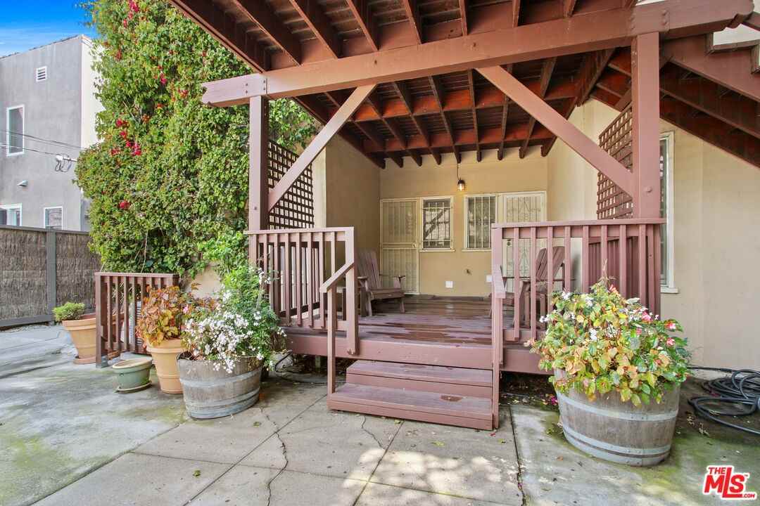 619 North Plymouth Boulevard #619-619 - Photo 5 of 15