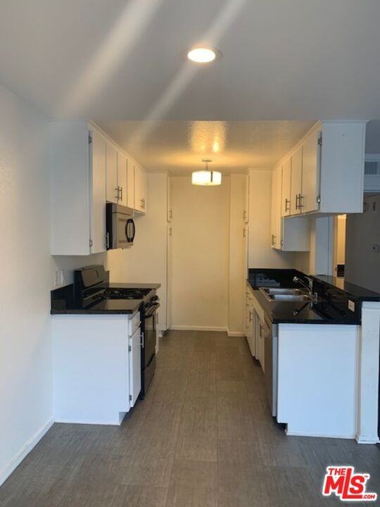 4353 Coldwater Canyon Avenue #4353-305 - Photo 2 of 27