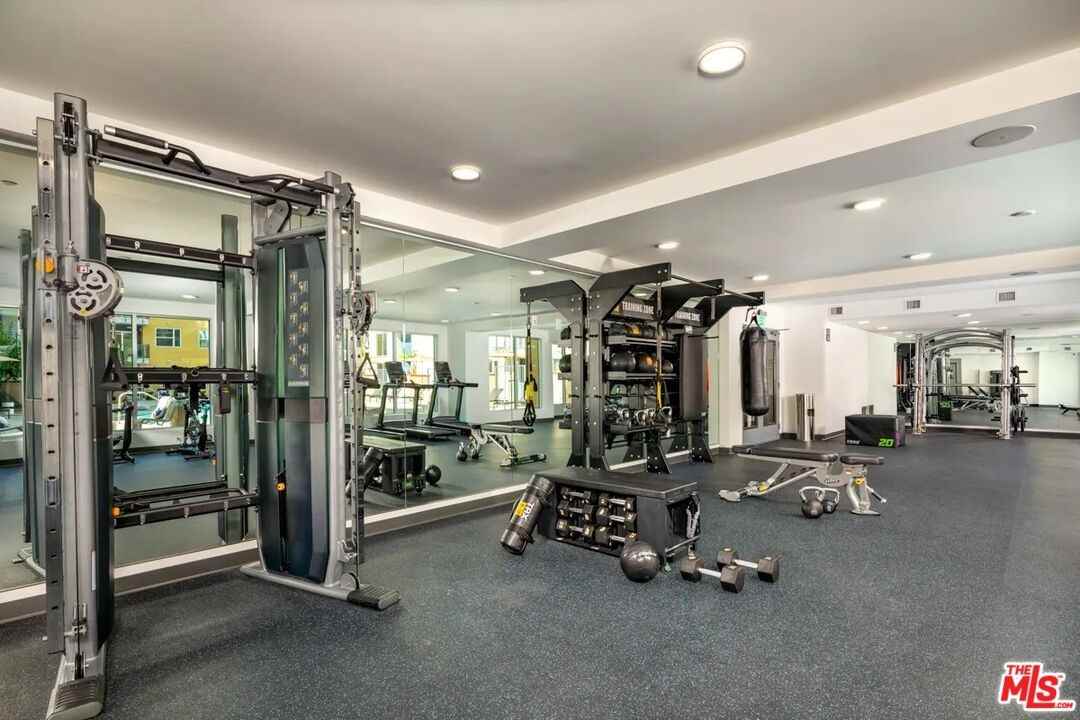 10568 Promenade Gateway #10568-402 - Photo 4 of 32