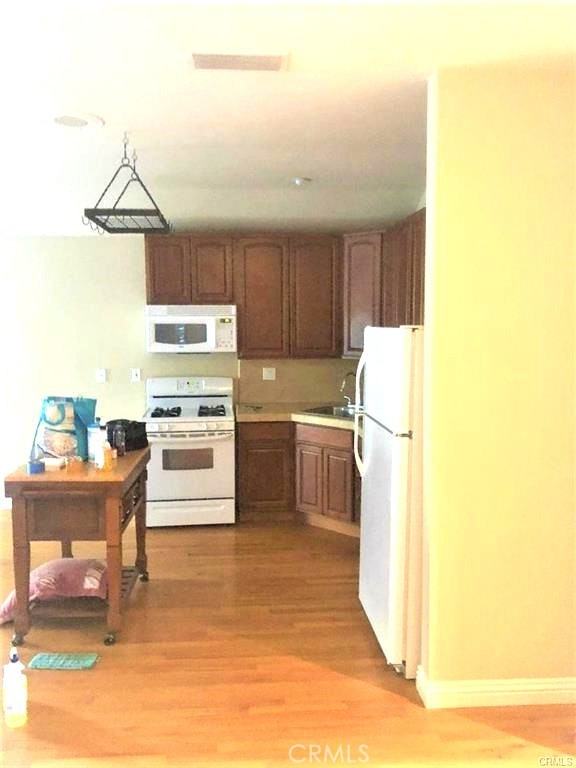 5310 Los Altos Lane #5310 - Photo 5 of 5