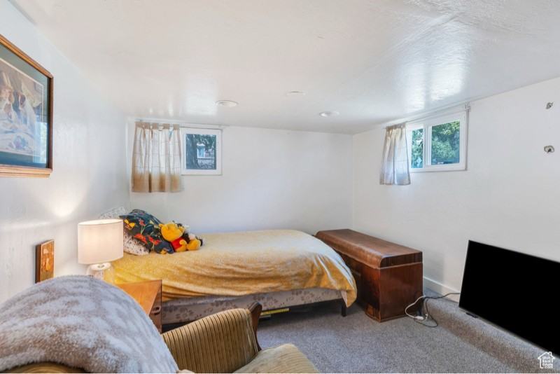 555 Ne #557 - Photo 5 of 9