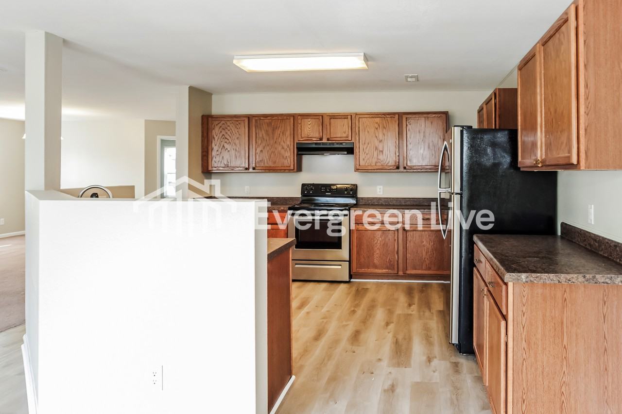 212 Sagebrook Dr - Photo 7 of 16